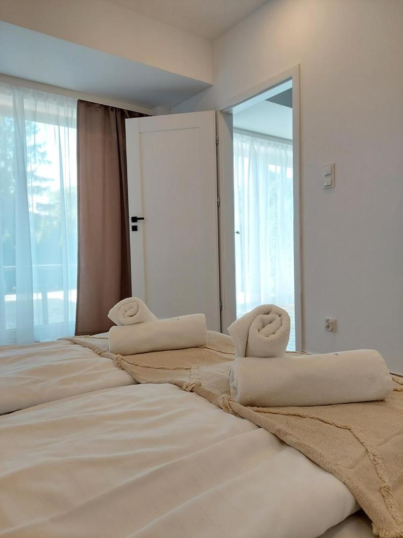 Apartament Z Tarasem A04 W Welle Grzybowo  Exteriör bild